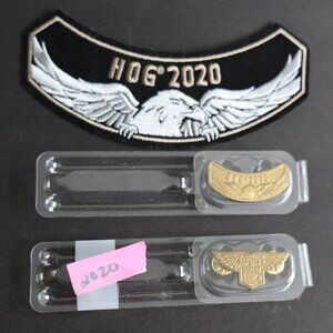 2020 Hog Patch and 2 pins